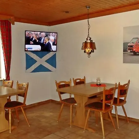 בית הארחה Scottish Highlander